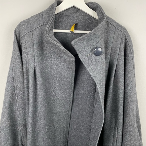 Vintage 80s Made in USA Heavy Trench Wool Coat w/Side Slits 2 Front Pockets - Picture 2 of 11